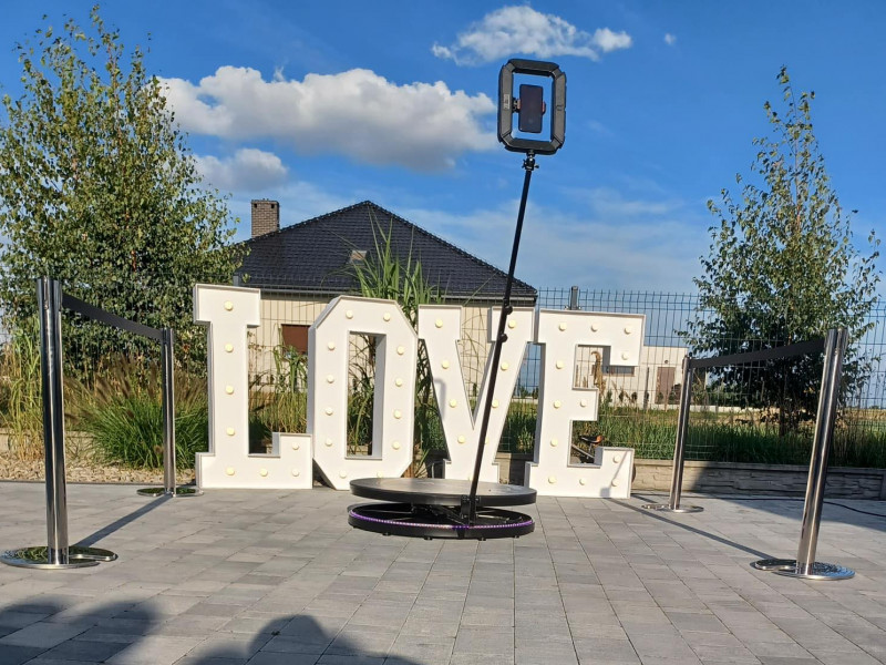 360-momentow-fotobudka360 zdjęcie prezentacji gdzie wesele