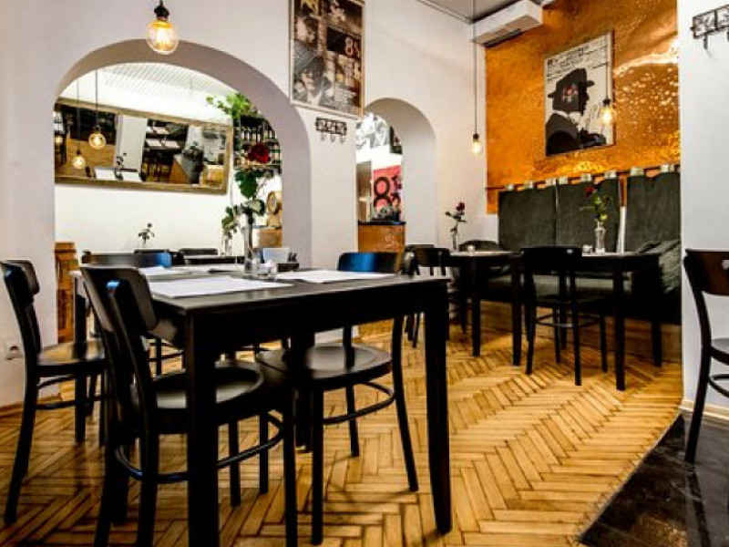 bistro-8-12-wloska-kuchnia-w-filmowym-stylu zdjęcie prezentacji gdzie wesele