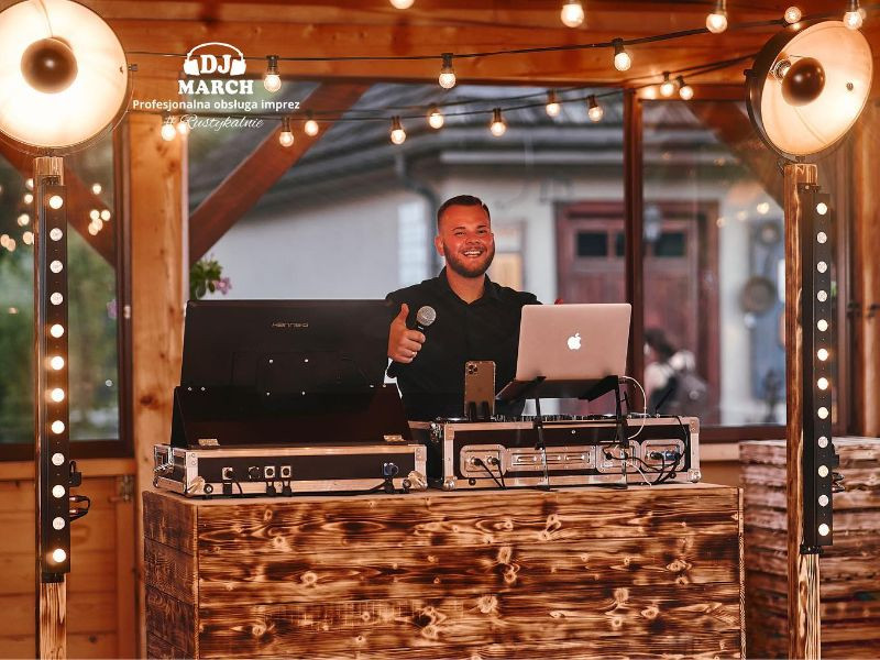 dj-march-profesjonalna-obsluga-imprez zdjęcie prezentacji gdzie wesele