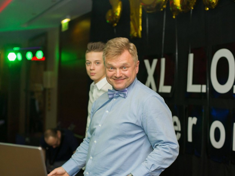 dj-mrb zdjęcie prezentacji gdzie wesele