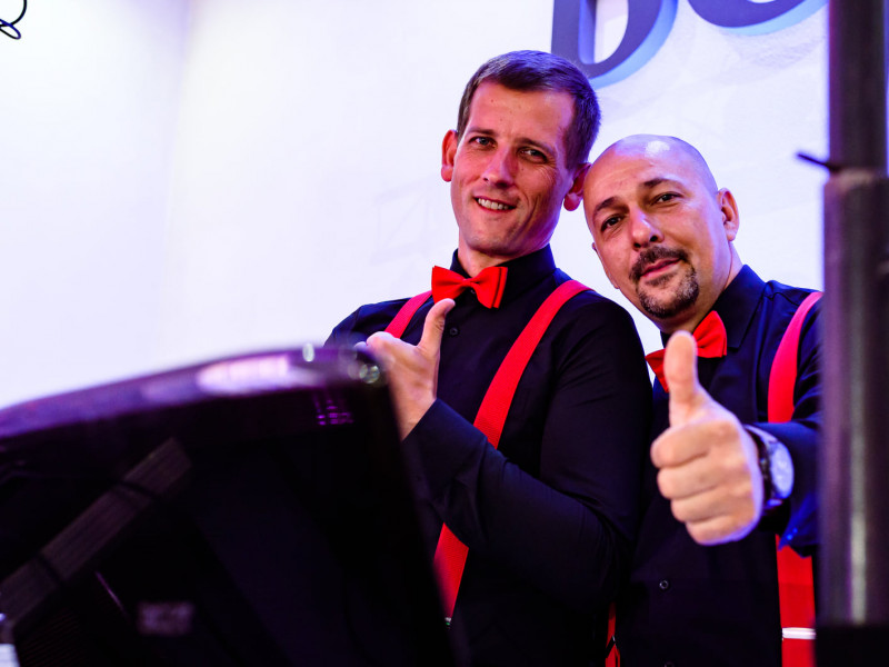 dj-team zdjęcie prezentacji gdzie wesele