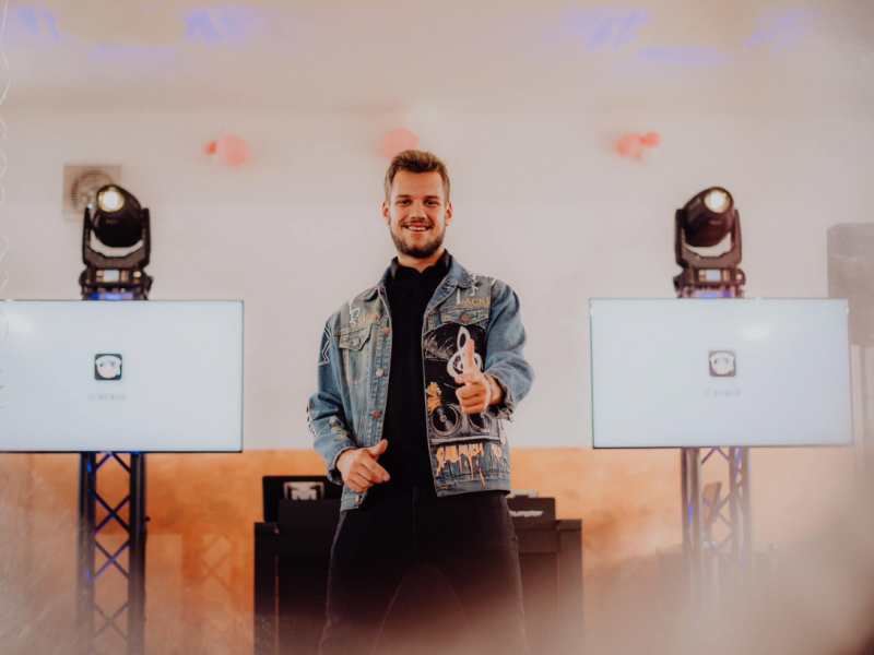 dj-wiewior zdjęcie prezentacji gdzie wesele