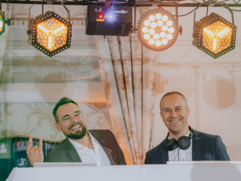 duet-dj-prezenter-pawroy zdjęcie prezentacji gdzie wesele