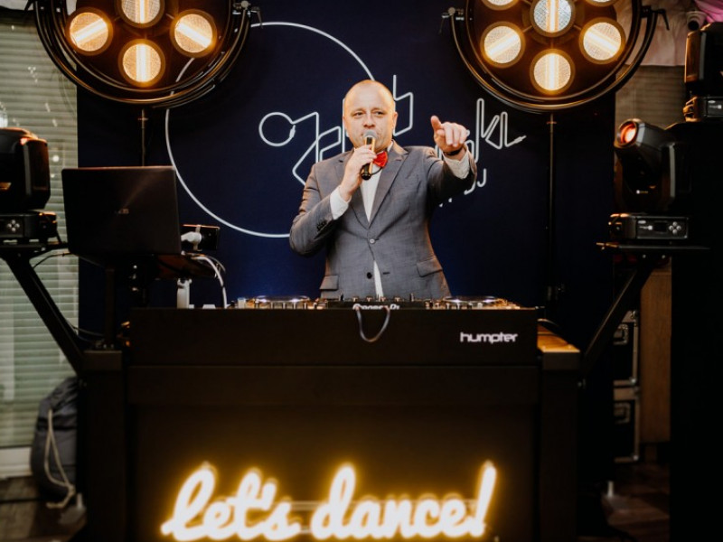 event-dj-jakub-rybarski zdjęcie prezentacji gdzie wesele