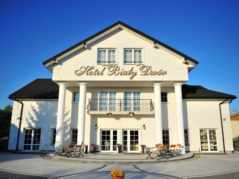 hotel-bialy-dwor-w-okunince zdjęcie prezentacji gdzie wesele