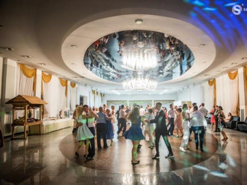 hotel-dyminy zdjęcie prezentacji gdzie wesele