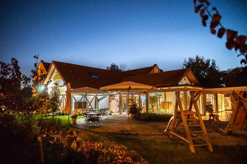hotel-legnicki-restauracja zdjęcie prezentacji gdzie wesele