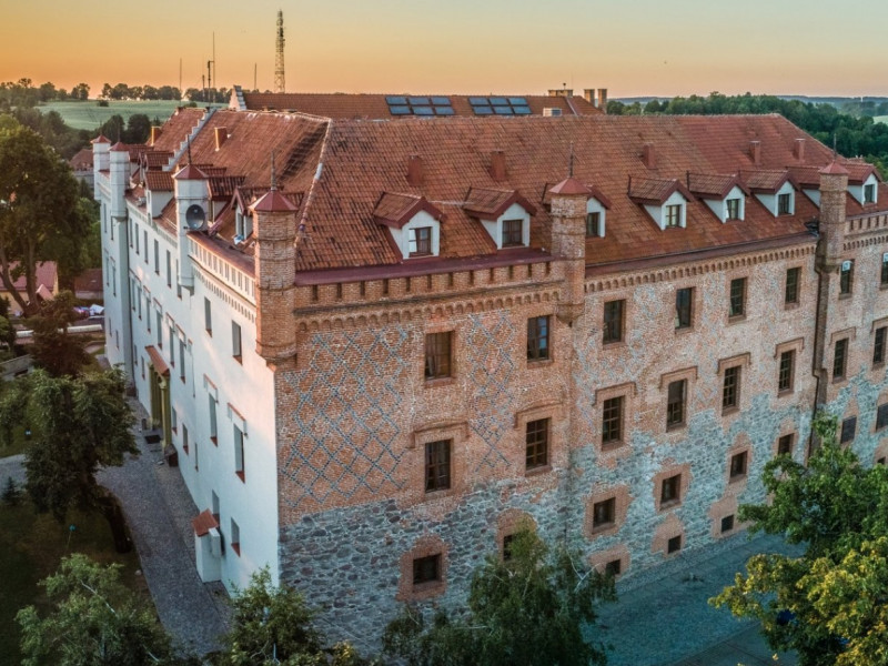 hotel-zamek-ryn zdjęcie prezentacji gdzie wesele