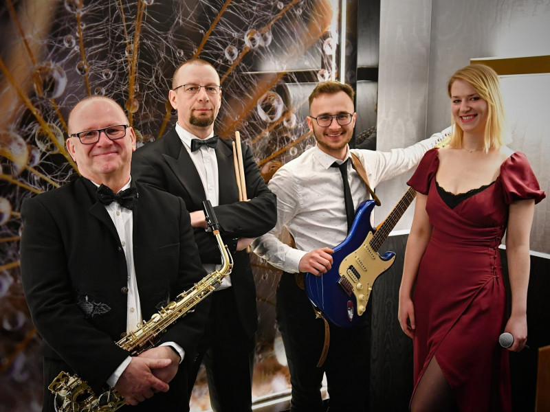jurek-band-zespol-muzyczny zdjęcie prezentacji gdzie wesele