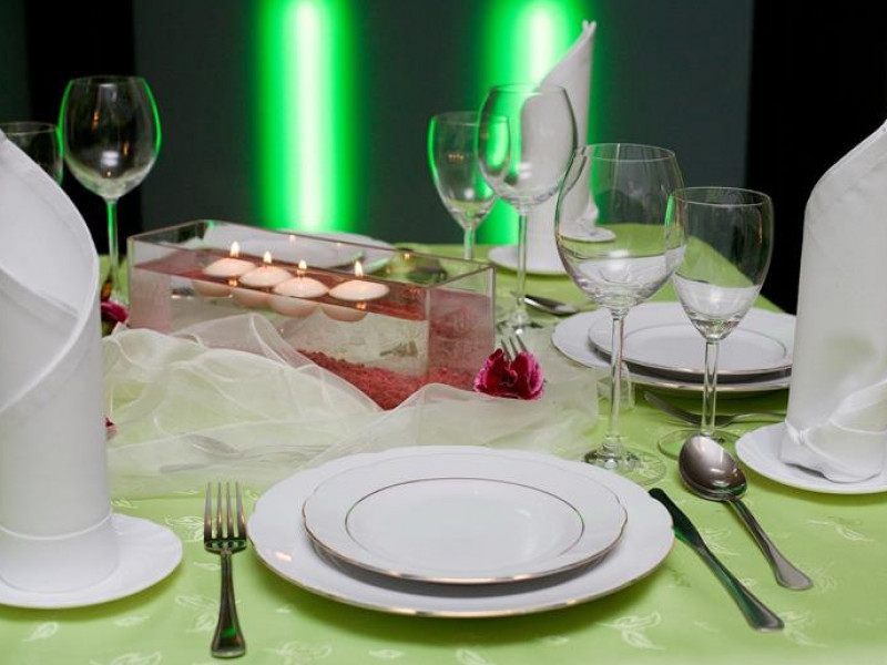 restauracja-parkowa-buk zdjęcie prezentacji gdzie wesele