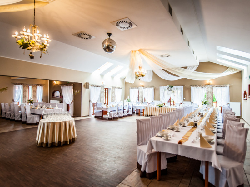 restauracja-pod-kasztanami zdjęcie prezentacji gdzie wesele