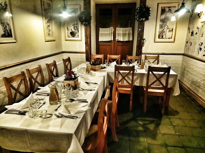 restauracja-w-starej-kuchni zdjęcie prezentacji gdzie wesele