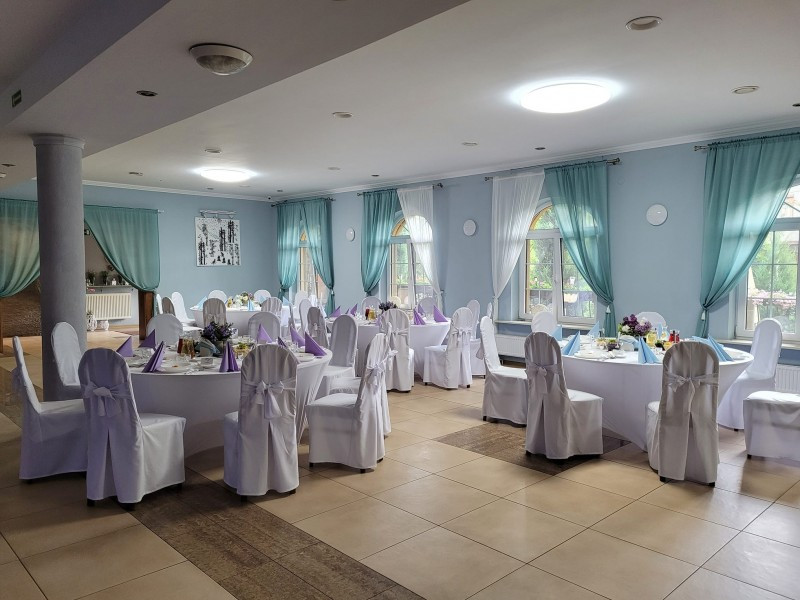 sala-bankietowa-restauracja-art-cafe zdjęcie prezentacji gdzie wesele