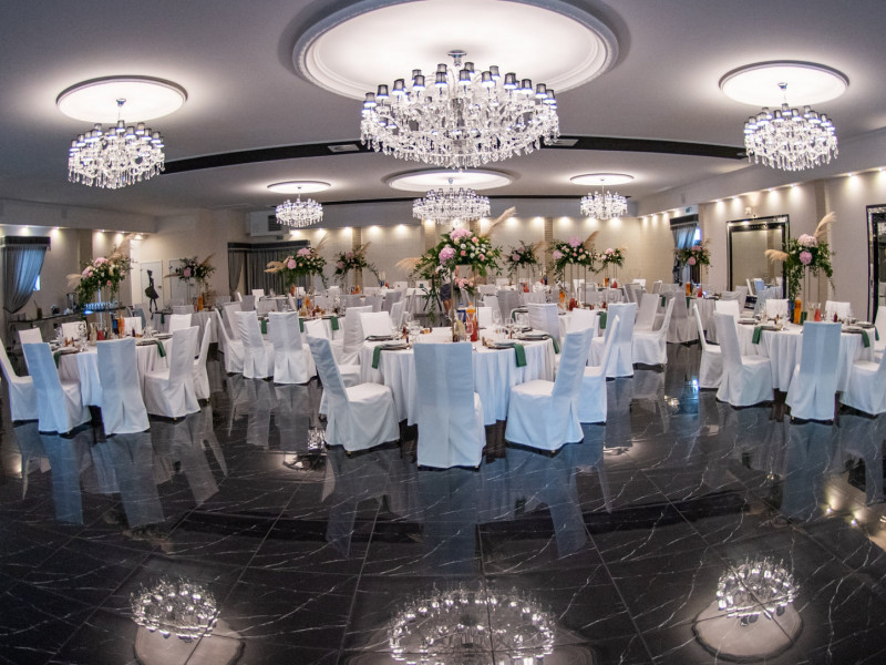 sala-weselna-szklana-roza zdjęcie prezentacji gdzie wesele