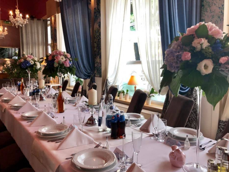 teatralna4-restauracja-olesnica zdjęcie prezentacji gdzie wesele