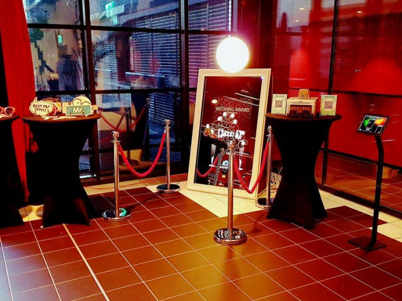 wyjatkowa-fotobudka-led zdjęcie prezentacji gdzie wesele